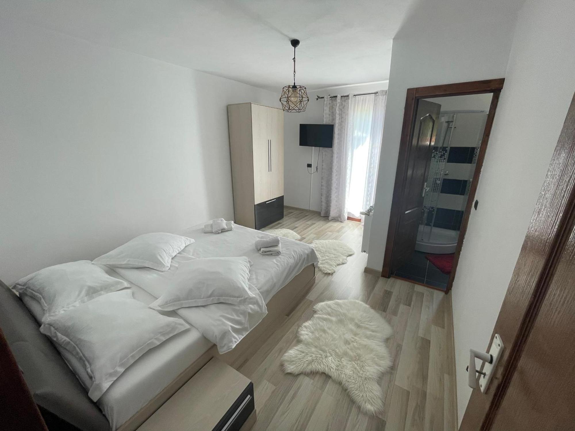 Casa Viorica Hotel Statjunea Borsa ภายนอก รูปภาพ